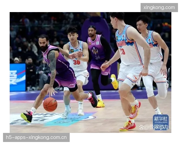 CBA球员在球场边的激励成为胜利秘密