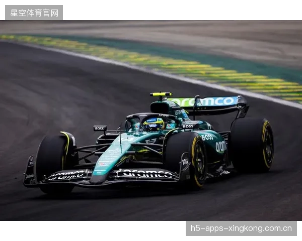F1冲刺赛：车手两圈内超四车的极速奇迹